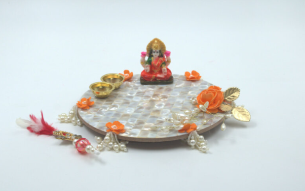Pooja Thali with Laxmi Stickers – Traditional Festival & Diwali Thali, Spiritual Pooja Room Décor, Housewarming & Wedding Gift, Auspicious Home Accessory