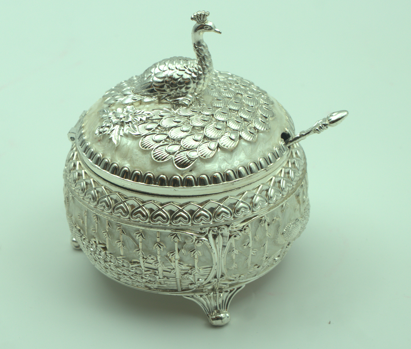Peacock Mukhwas Container – White-Silver Circular Elegant Mouth Freshener Box for Festive Gifting and Home Decoration