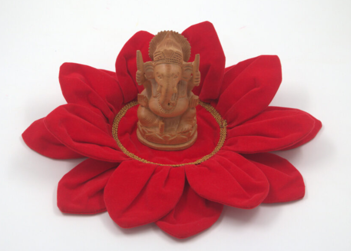 Khun Kamal Aasan for Puja | Traditional Fabric Asan Cloth | Festive Prayer Mat for Devghar and Temple