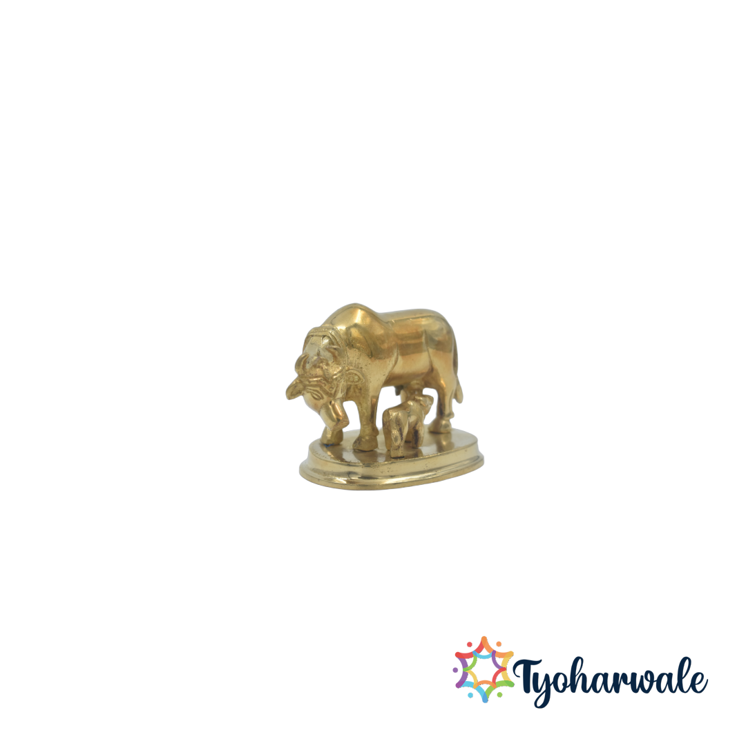 Golden Kamdhenu Cow with Calf Idol – Brass Gau Mata Statue for Home Decor, Pooja, Diwali and Office – Handcrafted Kamdhenu Cow Figurine for Good Luck and Prosperity